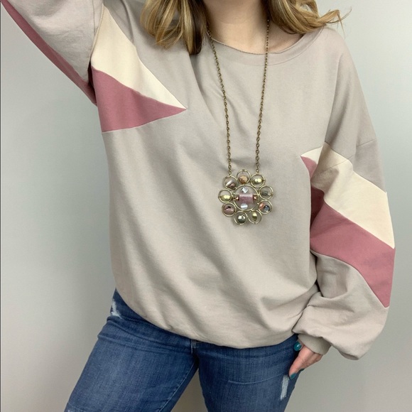 Block Party Pullover Easel M - Picture 5 of 8